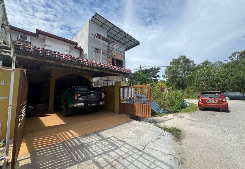 Double Storey Bandar Baru Kundang, Rawang