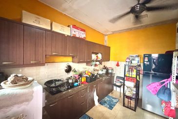 Double Storey Bandar Baru Kundang, Rawang