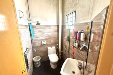 Double Storey Bandar Baru Kundang, Rawang