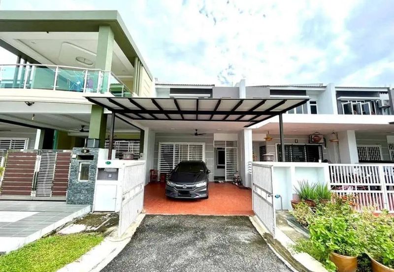 Double Storey Puteri Elaisha, Kota Puteri, Batu Arang Rawang 