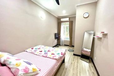 Double Storey Puteri Elaisha, Kota Puteri, Batu Arang Rawang 