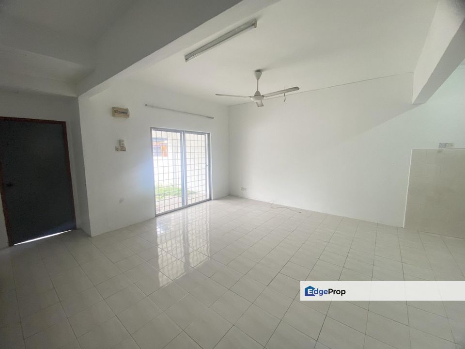 Bandar Saujana Putra SP4, Double Storey Terrace For Sale, Selangor, Jenjarom