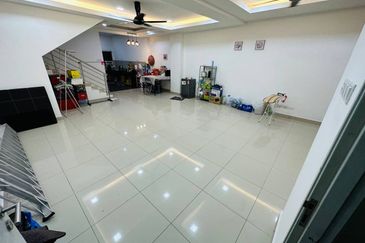 Taman Suria Warisan @ Kota Warisan