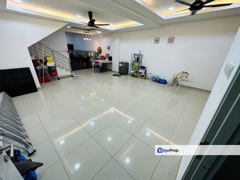 Taman Suria Warisan, Double Storey Terrace, Kota Warisan, Sepang, For Sale , Selangor, Sepang