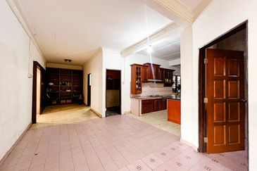 Taman Sg Jelok, Single Storey Semi D ,Kajang, For Sale