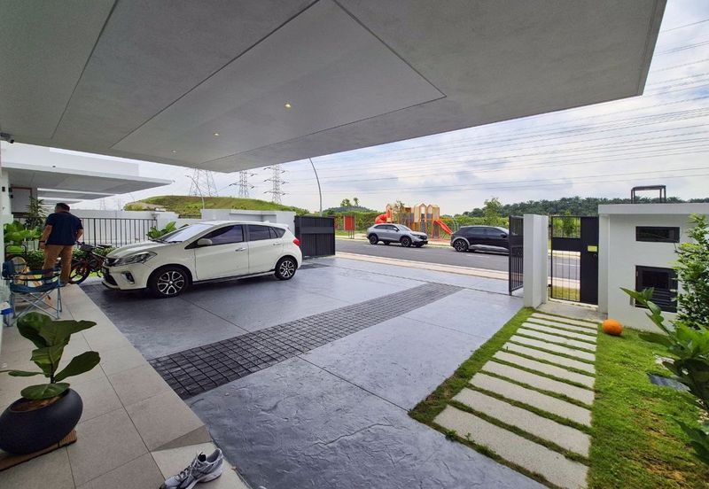 Elmina Green The Eighth @ City of Elmina