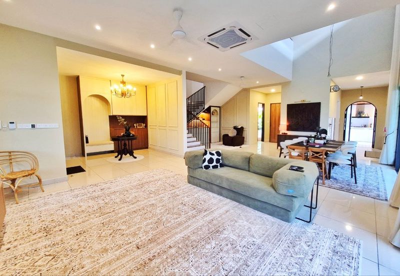 Elmina Green The Eighth @ City of Elmina