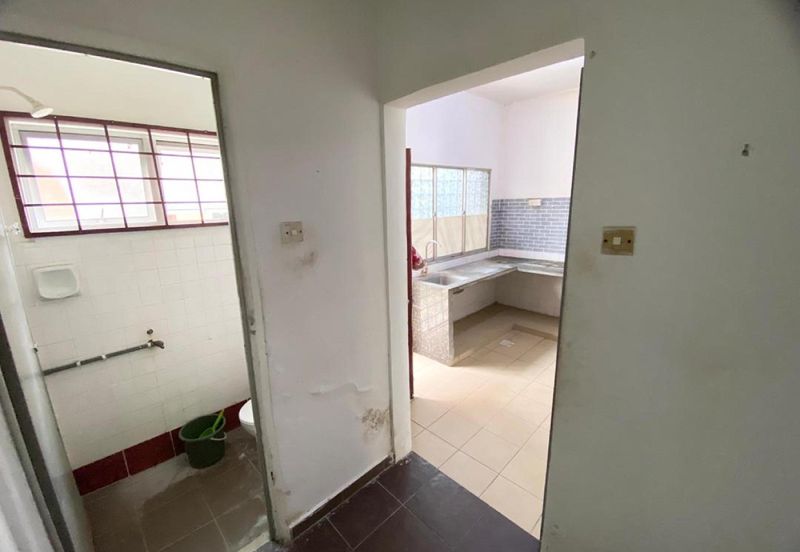 Taman Kinrara Seksyen 2