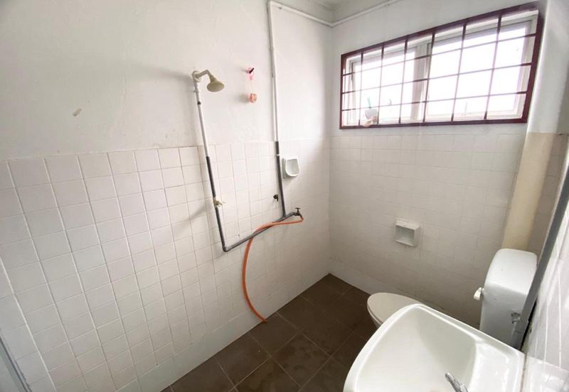 Taman Kinrara Seksyen 2