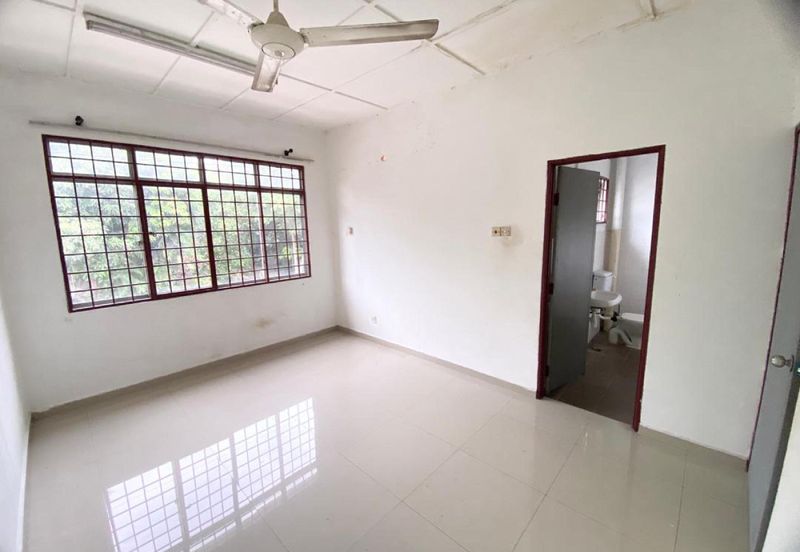 Taman Kinrara Seksyen 2