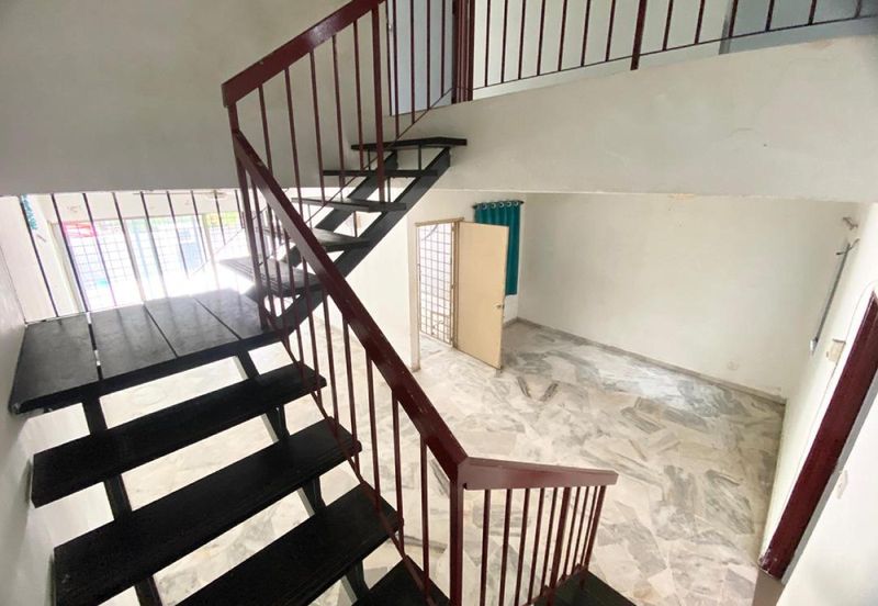 Taman Kinrara Seksyen 2