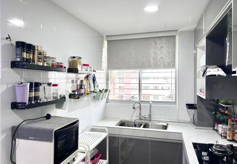 Tasik Heights Apartment