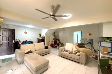 Taman Aman Putra Double Storey Terrace House For Sale 