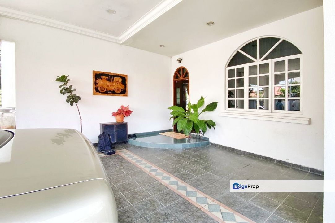 Jalan Pekaka Seksyen 8 Kota Damansara Storey Bungalow For Sale, Selangor, Kota Damansara