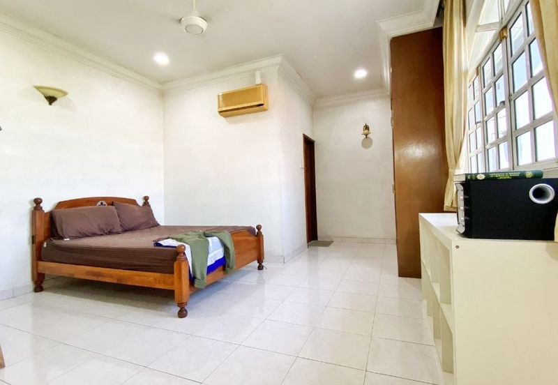 Seksyen 8, Kota Damansara