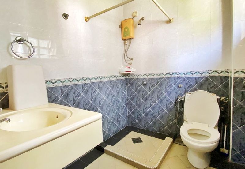 Seksyen 8, Kota Damansara