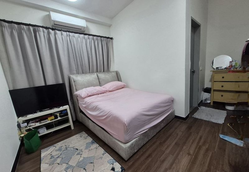 Embayu Damansara West Subang Murni Condominium For Sale 