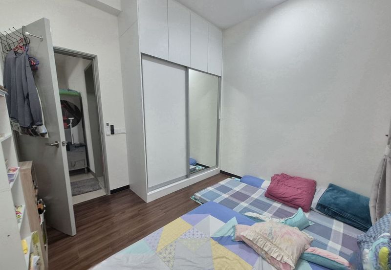 Embayu Damansara West Subang Murni Condominium For Sale 