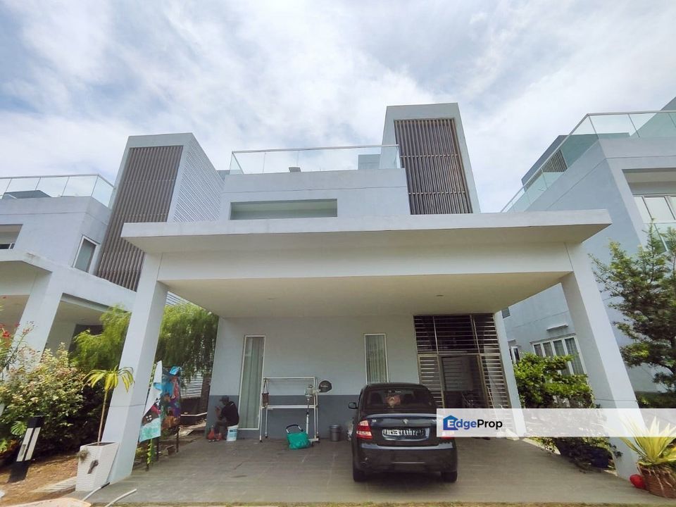 Lakefront Villa, Cyberjaya, Bungalow, Selangor, Cyberjaya