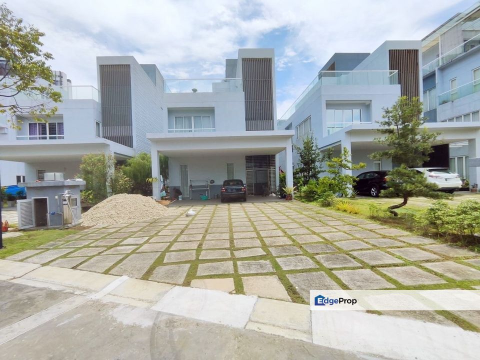 Lakefront Villa, Cyberjaya, Bungalow, Selangor, Cyberjaya