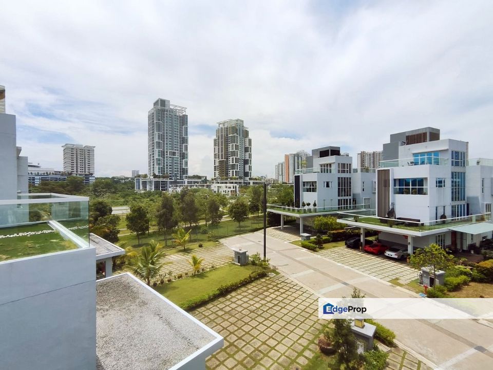 Lakefront Villa, Cyberjaya, Bungalow, Selangor, Cyberjaya