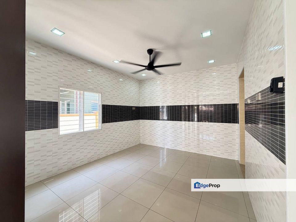 Bandar Country Homes, Semi D Double Storey Terrace House, Rawang, Selangor, Rawang