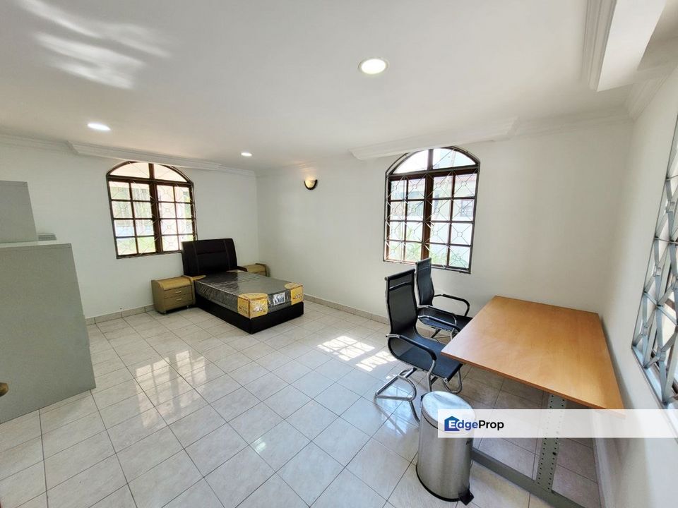Bungalow Jalan Cecawi, Seksyen 6, Kota Damansara, Selangor, Kota Damansara