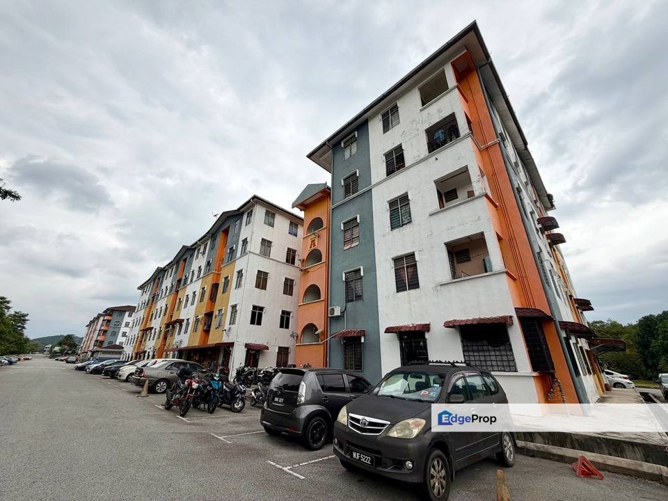 Taman Dahlia, Bandar Salak Tinggi, Sepang, Selangor, Sepang