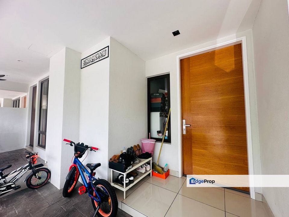 Ayden Townhouse, Warisan Puteri, Kota Warisan Sepang, Selangor, Sepang