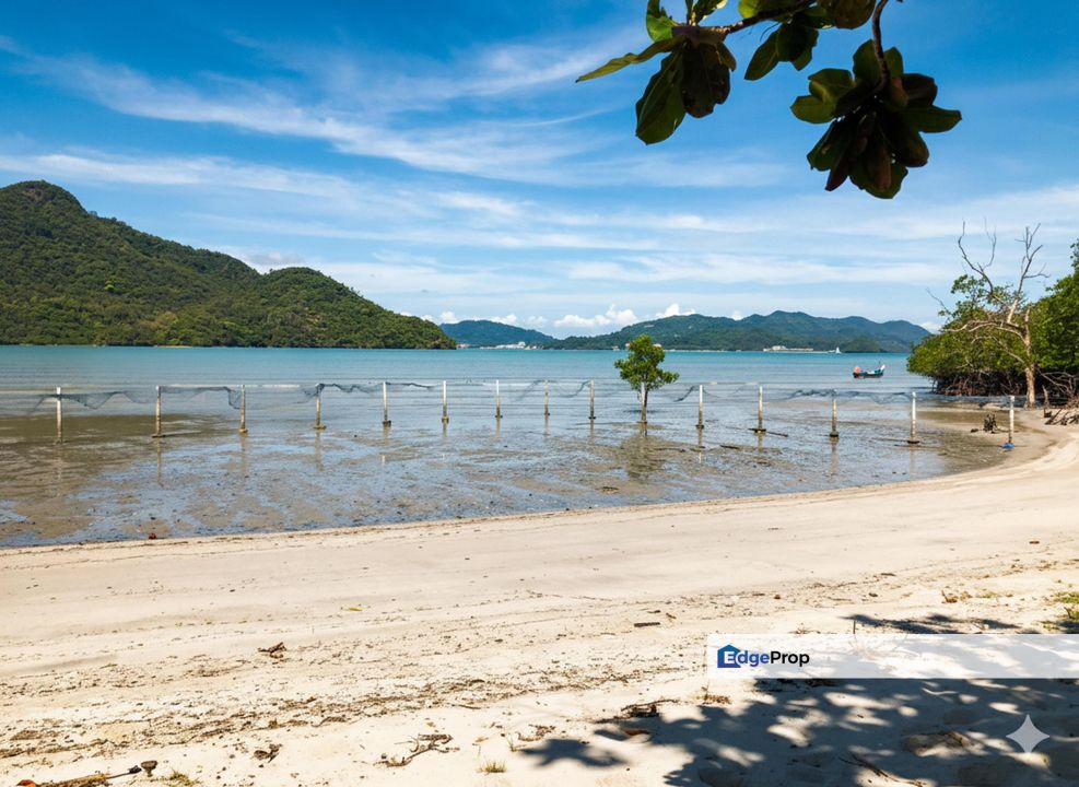 Pantai Chenang Beach, Kuah, Kedah Agricultural Land For Sale BELOW MARKET, Kedah, Langkawi