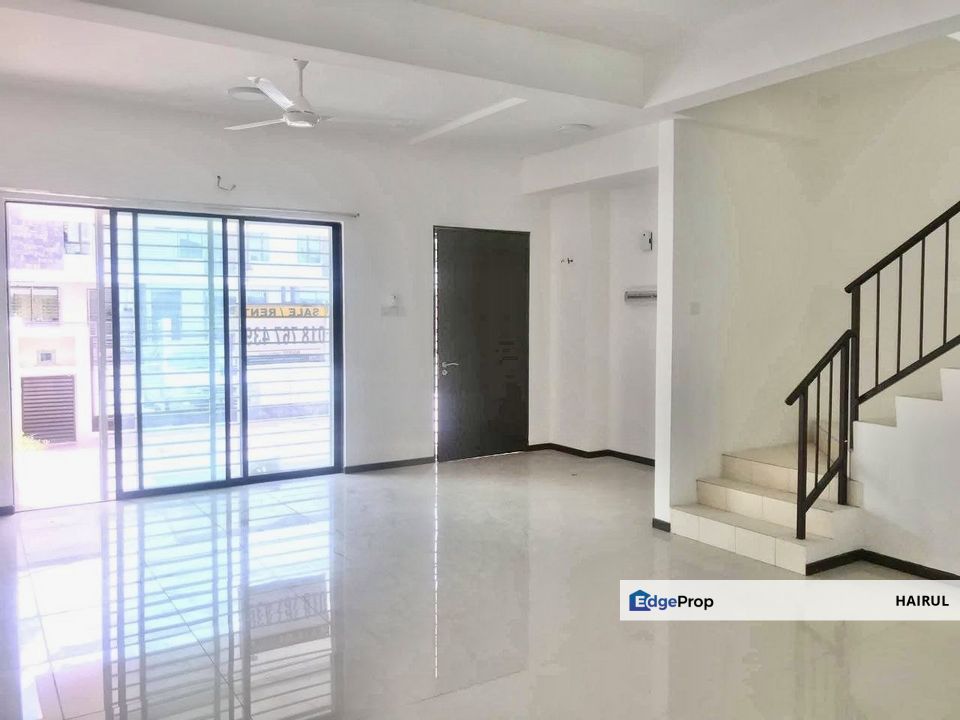 Taman Saujana KLIA Double Storey Intermediate, Selangor, Sepang