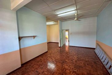 SL 2, Bandar Sungai Long