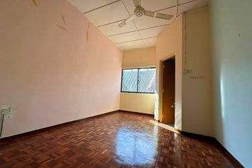 SL 2, Bandar Sungai Long