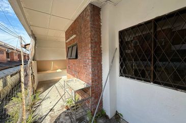 SL 2, Bandar Sungai Long