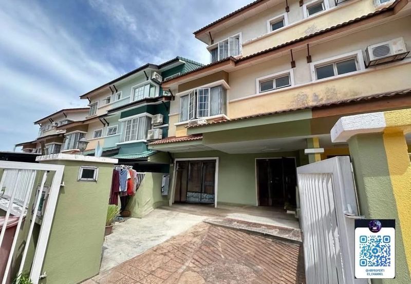 Kampung Sungai Kayu Ara