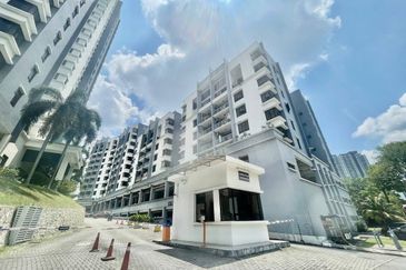 Laman Tasik Condominium