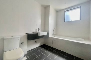 Laman Tasik Condominium