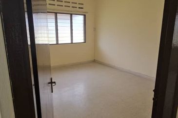 Sek14 pj 2sty blgw  near Park ,Sri Aman school 