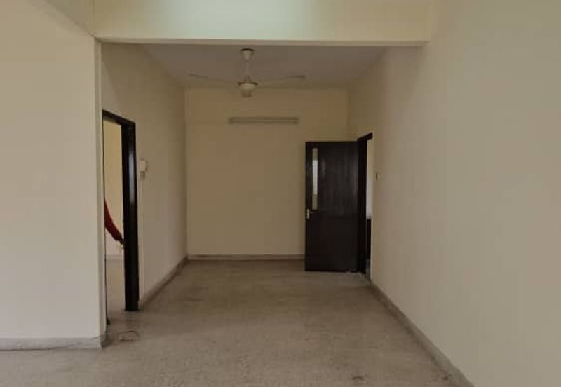 Sek14 pj 2sty blgw  near Park ,Sri Aman school 