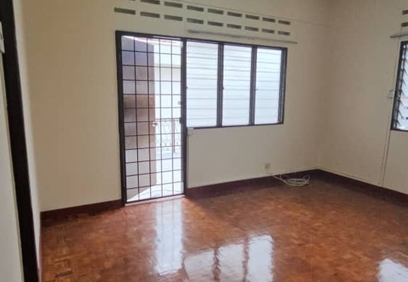 Sek14 pj 2sty blgw  near Park ,Sri Aman school 