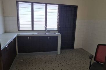 Sek14 pj 2sty blgw  near Park ,Sri Aman school 