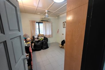 Pj SS9A kg Tunku single storey Semi Dee  for sale