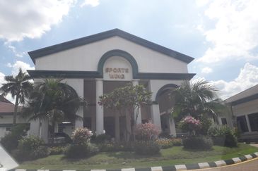 Tropicana Golf & Country Resort