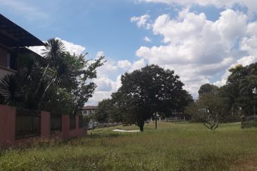 Tropicana Golf & Country Resort