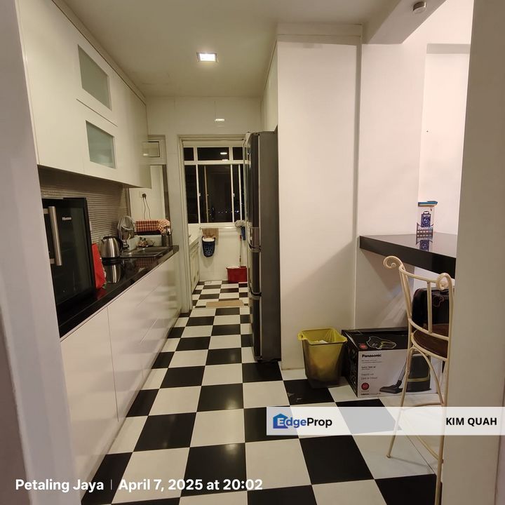 Jasmine towers SS2 PJ ID reno furnished for sale, Selangor, Petaling Jaya