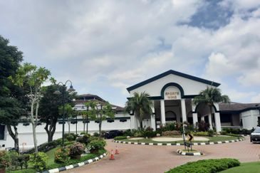 Tropicana Golf & Country Resort