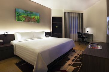 Oakwood Hotel & Residences(Short & Long Term Stay)