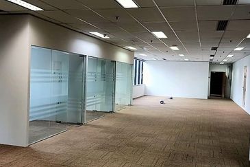 Menara AIA Sentral (formerly Menara Standard Chartered)