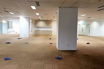 Menara AIA Sentral (formerly Menara Standard Chartered)