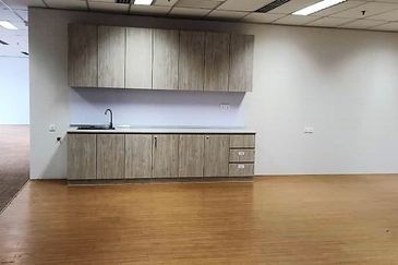 Menara AIA Sentral (formerly Menara Standard Chartered)